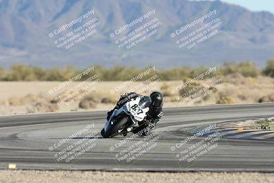 media/Dec-06-2025-CVMA (Sat) [[4a896cc04c]]/Race 8- Formula 40 MW and LW/